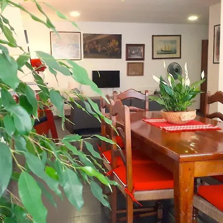 Charm Apartment *